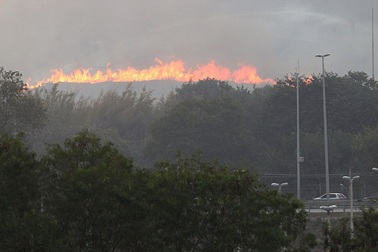 Cháy lớn xung quanh địa điểm thi đấu của Olympic Rio 2016