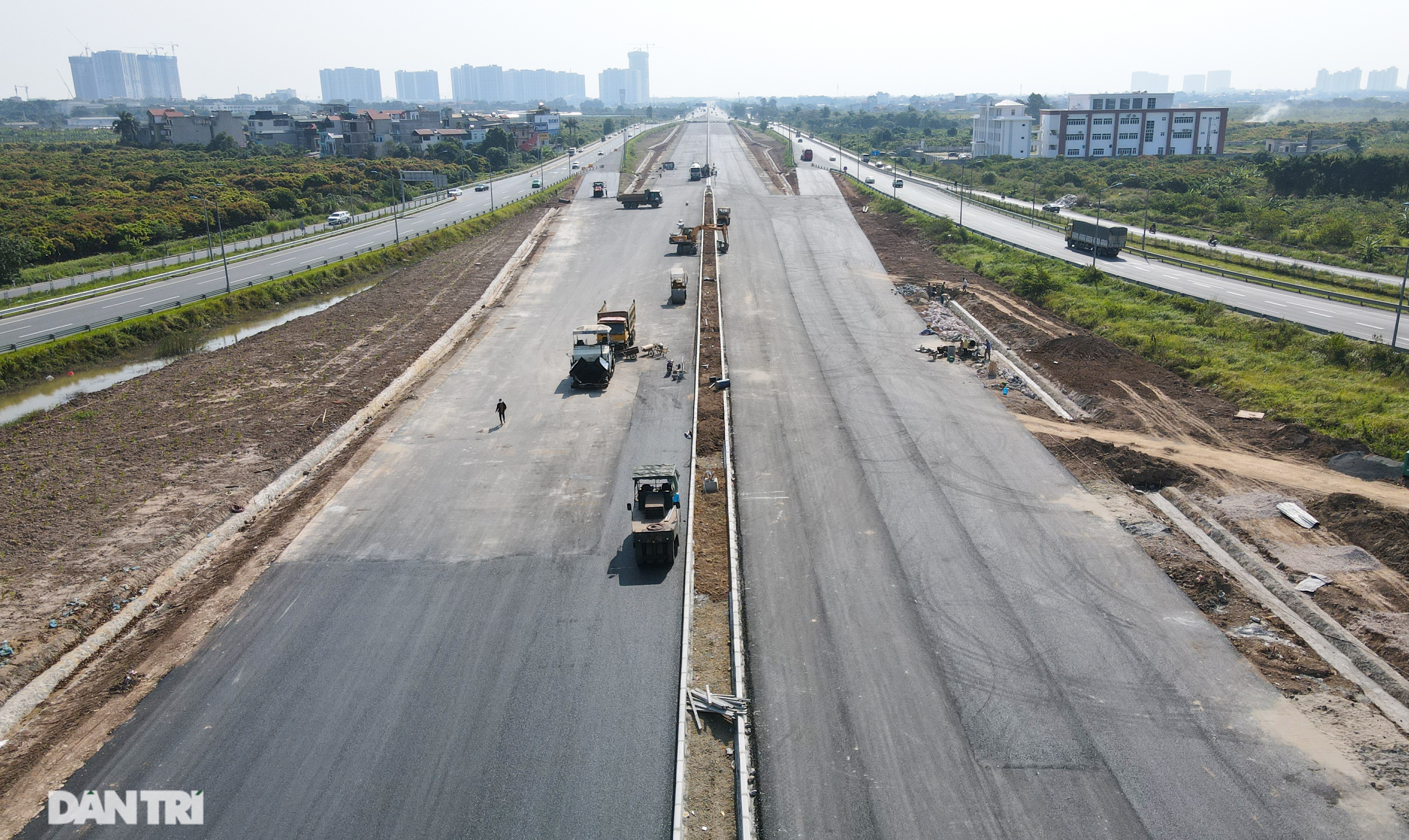 Hà Nội: Gấp rút hoàn thiện nút giao hơn 400 tỷ đồng trước tết dương lịch - 3 Hà Nội: Gấp rút hoàn thiện nút giao hơn 400 tỷ đồng trước tết dương lịch - 3