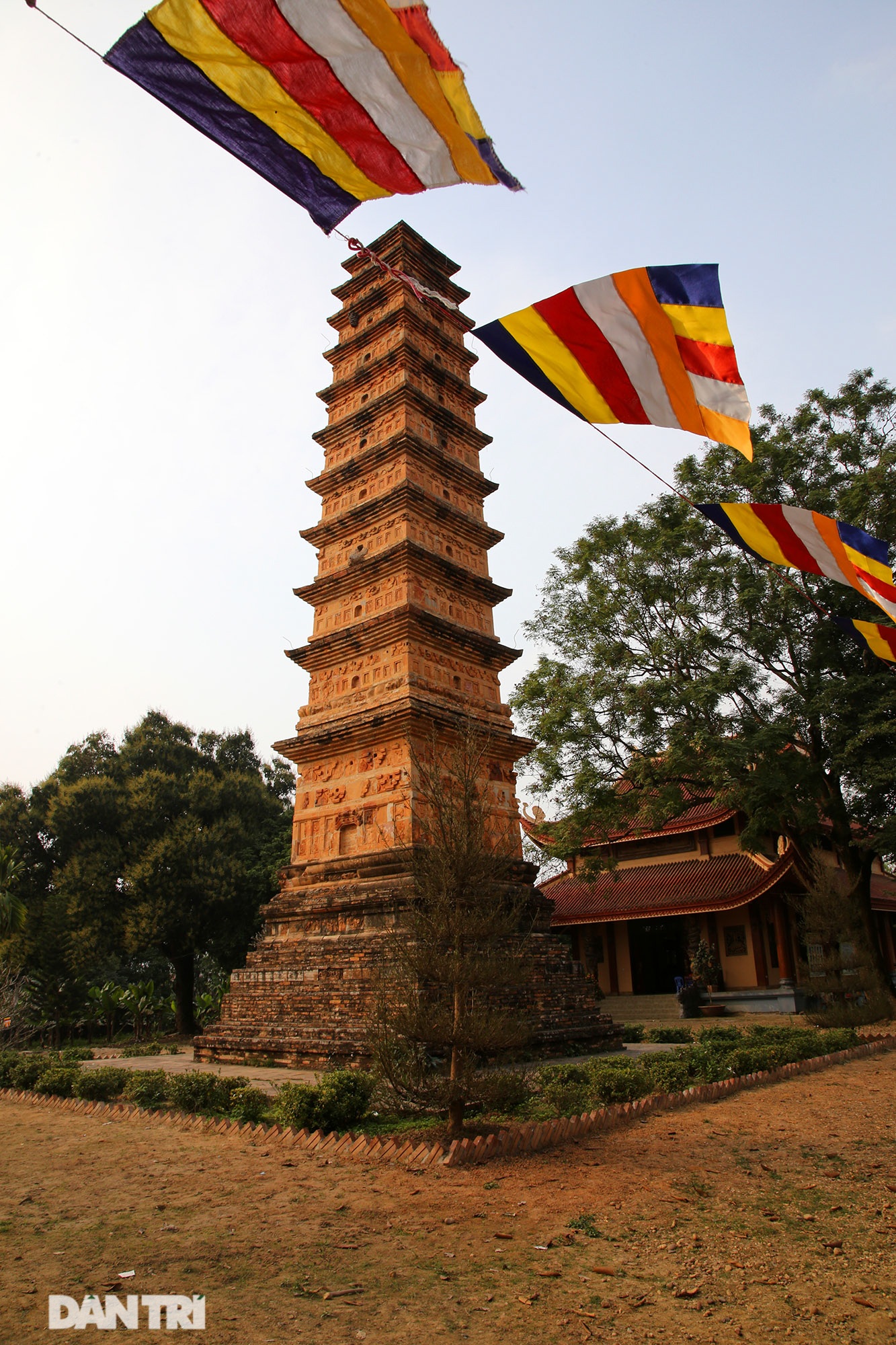 Tháp đất nung cao nhất Việt Nam thời Trần còn lại đến ngày nay - 7 Tháp đất nung cao nhất Việt Nam thời Trần còn lại đến ngày nay - 7