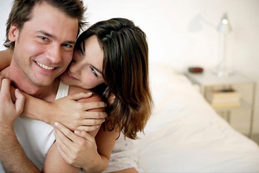 Chăn gối vợ chồng: “Vòng vo tam quốc” trên giường