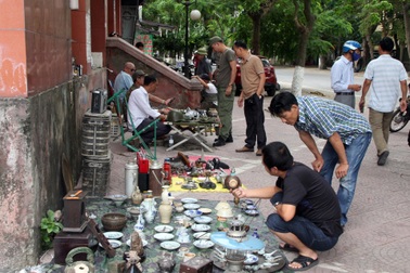 Khám phá khu chợ đồ cổ "độc nhất" ở Nghệ An