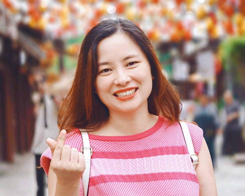 Hà Nội: Cuộc sống của bác sĩ xinh đẹp dịch cabin gây sốt khắp mạng xã hội