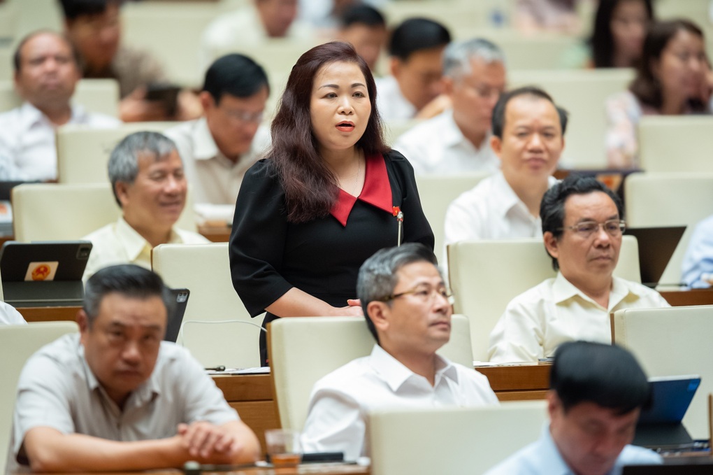 Lương công chức Việt 10 triệu đồng/tháng, ở Thái Lan gần 60 triệu - 1 Lương công chức Việt 10 triệu đồng/tháng, ở Thái Lan gần 60 triệu - 1