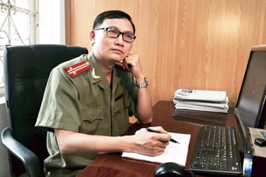 Biên kịch "Bão ngầm" được hứa tặng nhà lớn nếu giúp... chạy án tử hình