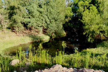 Rơi xuống ao gần nhà, 2 chị em đuối nước thương tâm