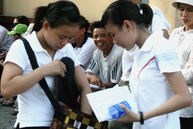 Dưới điểm sàn ĐH có được cấp giấy chứng nhận điểm thi? 