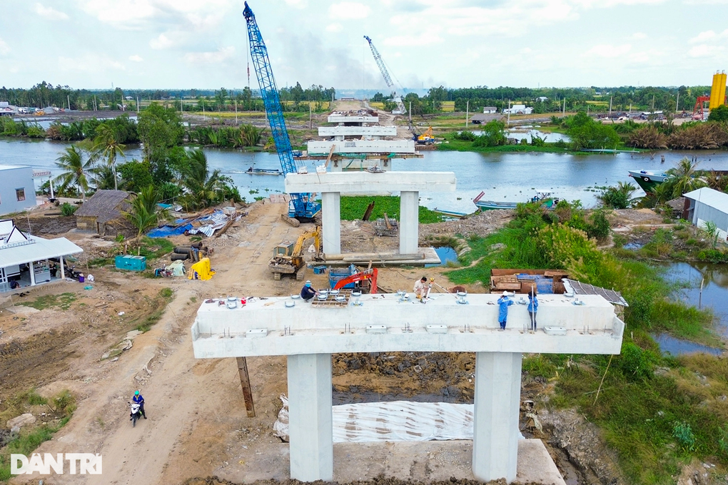Thứ trưởng GTVT thúc tiến độ cao tốc Cần Thơ - Cà Mau - 2 Thứ trưởng GTVT thúc tiến độ cao tốc Cần Thơ - Cà Mau - 2