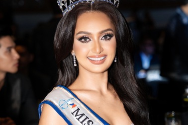 Dàn mỹ nhân quốc tế đến TPHCM, nhan sắc người đẹp Philippines gây chú ý