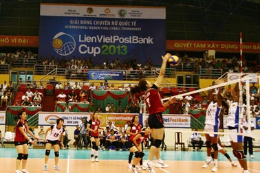Khán giả Bắc Ninh háo hức chào đón Giải bóng chuyền quốc tế LienVietPostBank 2013