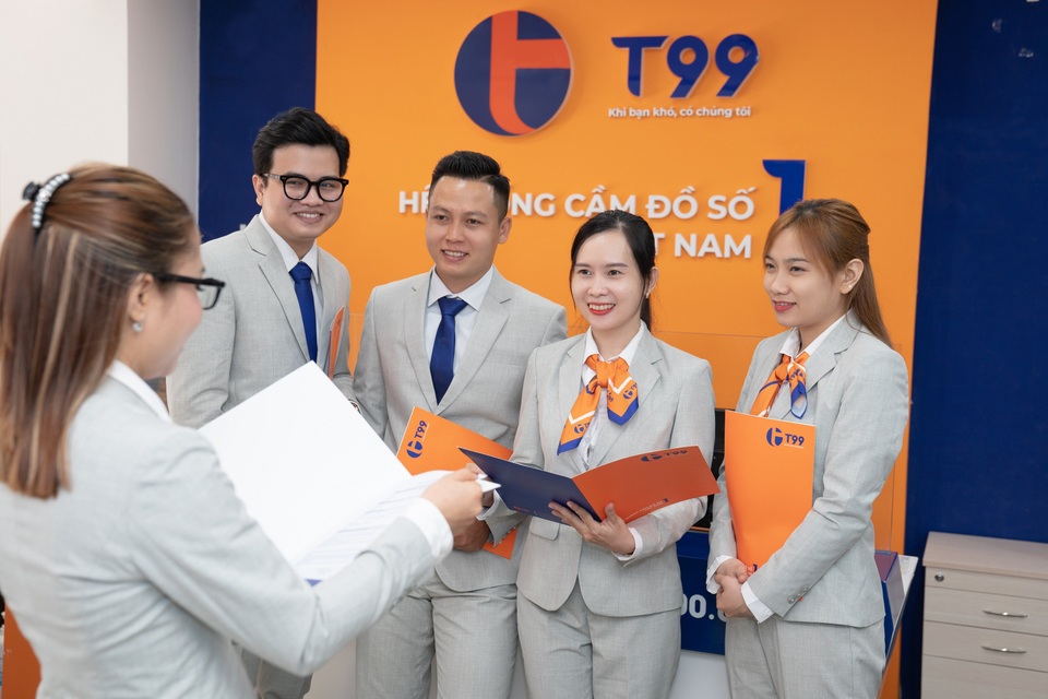 Ông Lê Xuân Việt: T99 kỳ vọng xây dựng chuẩn mực mới trong ngành cầm đồ - 4 Ông Lê Xuân Việt: T99 kỳ vọng xây dựng chuẩn mực mới trong ngành cầm đồ - 4