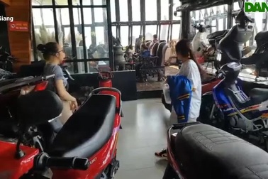 Cận cảnh bộ sưu tầm xe mô tô có biển số xe  đẹp nhất miền Tây