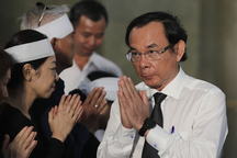 Lãnh đạo Đảng, Nhà nước, TPHCM viếng GS Trần Hồng Quân