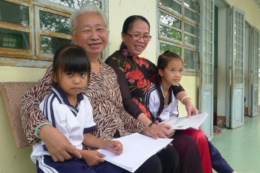 Chuyện những giáo viên đến xứ “muỗi kêu như sáo thổi” gieo chữ