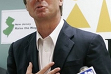 Cựu ứng viên tổng thống Mỹ John Edwards thừa nhận ngoại tình