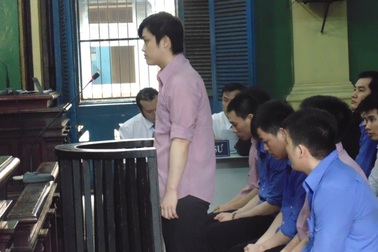 Án chung thân cho kẻ cầm đầu băng nhóm trộm hàng trong container