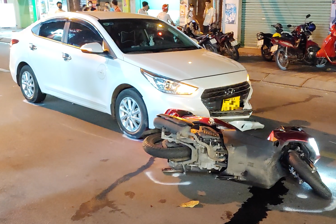 Nam thanh niên gặp nạn tử vong nghi do truy đuổi cướp - 2 Nam thanh niên gặp nạn tử vong nghi do truy đuổi cướp - 2