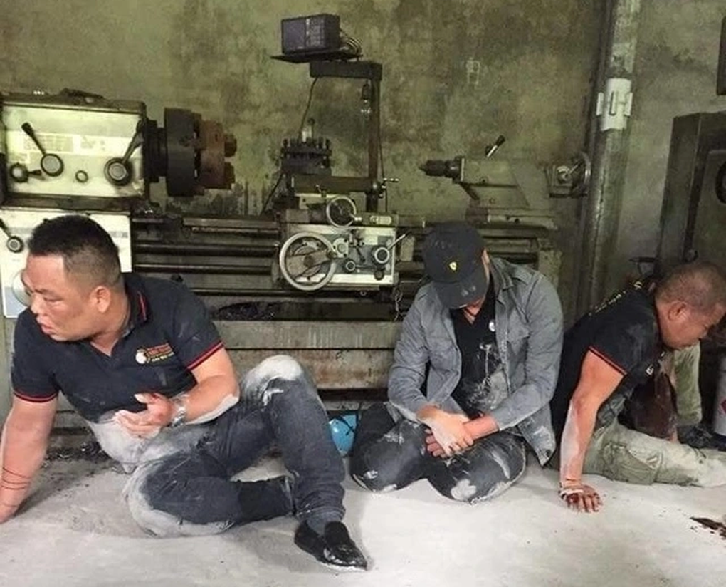 Éo le từ chủ nợ biến thành tội phạm và giới hạn mong manh hai chữ thu nợ - 2 Éo le từ chủ nợ biến thành tội phạm và giới hạn mong manh hai chữ thu nợ - 2