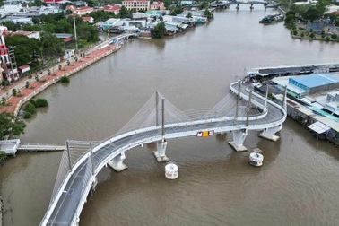 Đề xuất các phương án khắc phục nhịp cầu chữ S bị lệch ở Cà Mau