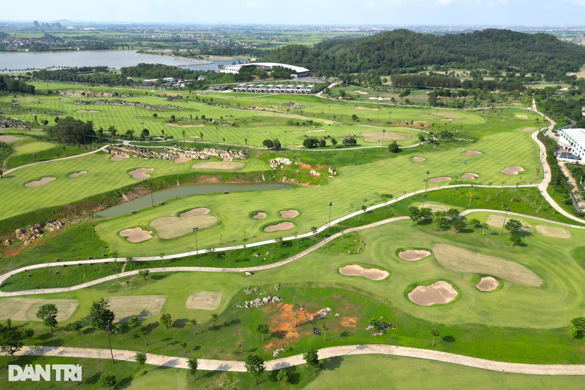 14 biệt thự ở sân golf tại Ninh Bình có được cấp phép đúng quy định? - 9 14 biệt thự ở sân golf tại Ninh Bình có được cấp phép đúng quy định? - 9