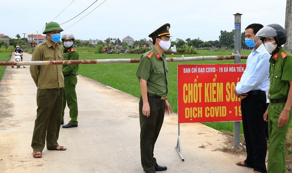 Phong toả thôn có người mắc Covid-19 - 1 Phong toả thôn có người mắc Covid-19 - 1