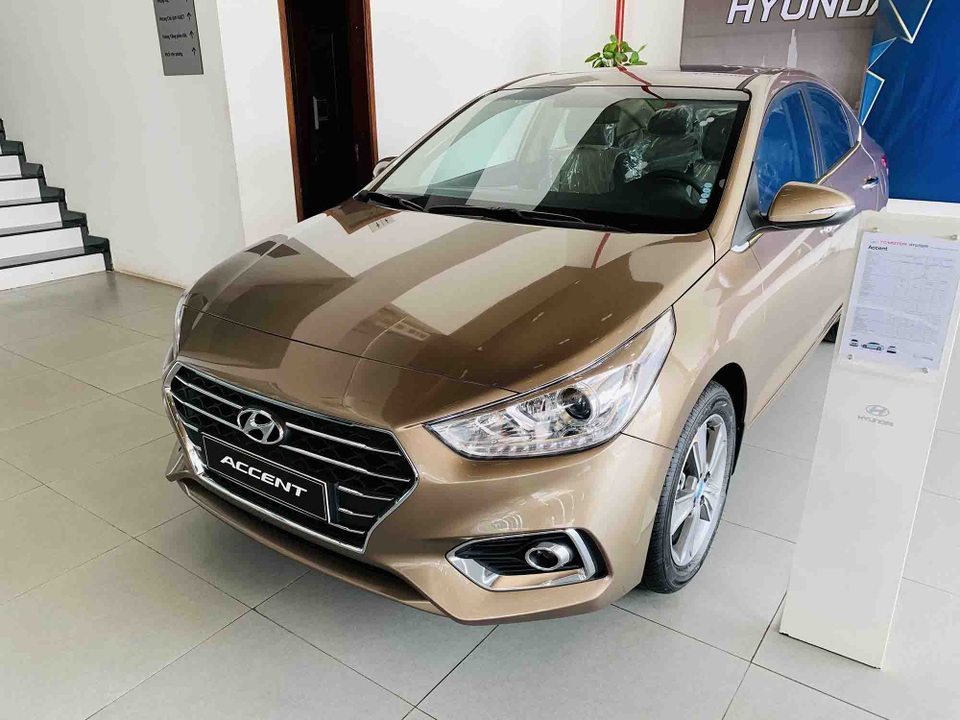 Những mẫu xe Hyundai 4 chỗ bán chạy nhất hiện nay - 3 Những mẫu xe Hyundai 4 chỗ bán chạy nhất hiện nay - 3