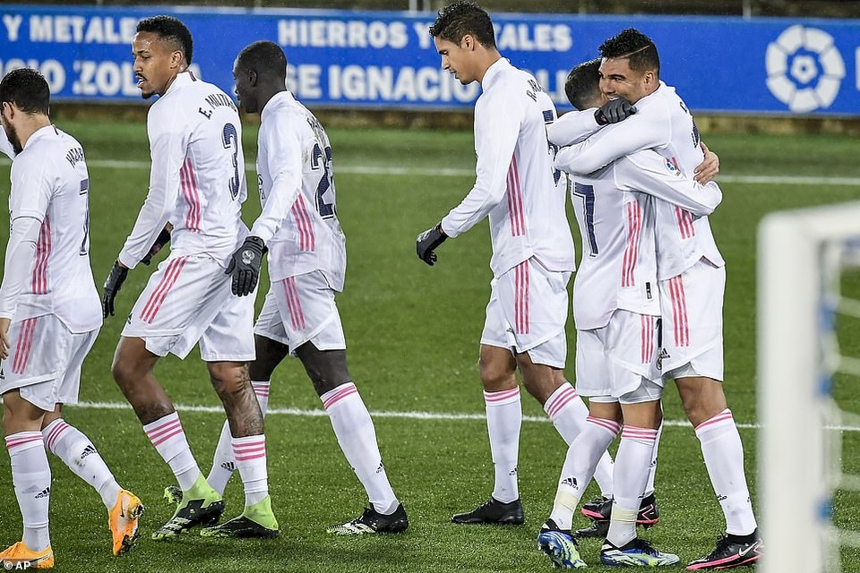 Benzema và Hazard tỏa sáng, Real Madrid gây áp lực lên Atletico - 1 Benzema và Hazard tỏa sáng, Real Madrid gây áp lực lên Atletico - 1