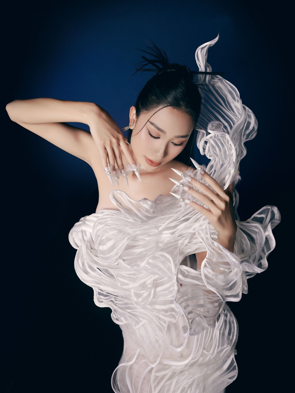 Mỹ nhân top 10 Miss Universe Vietnam 2019 trở lại lột xác bất ngờ - 6 Mỹ nhân top 10 Miss Universe Vietnam 2019 trở lại lột xác bất ngờ - 6