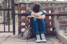 Trẻ quan hệ tình dục sớm: Cha mẹ đừng chờ tới khi thấy hậu quả!