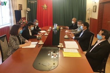 Người Việt tại Séc vững vàng vượt qua khó khăn do dịch Covid-19