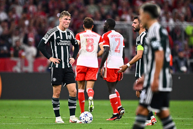 Bayern Munich hạ Man Utd trong "cơn mưa bàn thắng" ở Allianz Arena