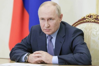 Động thái của Tổng thống Putin khi Ukraine dồn dập tấn công cơ sở dầu Nga