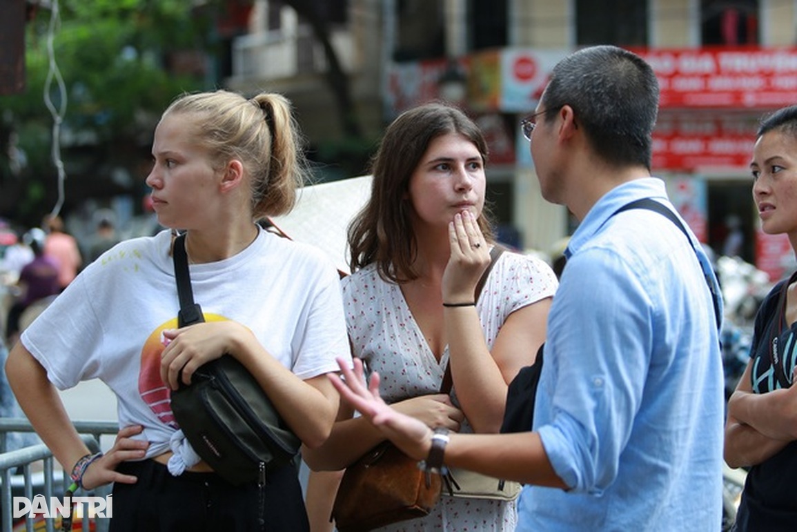 Yêu cầu khách cách ly, test liên tục: Cửa du lịch chỉ hé chứ chưa mở - 1