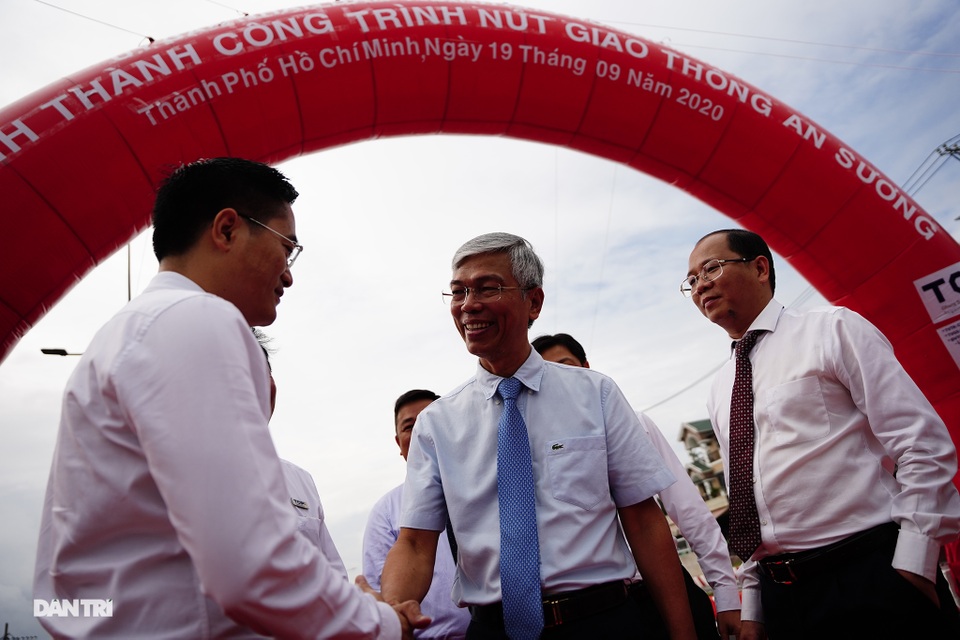 TPHCM khánh thành nút giao thông 3 tầng ở cửa ngõ Tây Bắc - 12 TPHCM khánh thành nút giao thông 3 tầng ở cửa ngõ Tây Bắc - 12