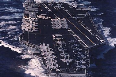 Mỹ tăng viện lớn tới vịnh Péc-xích