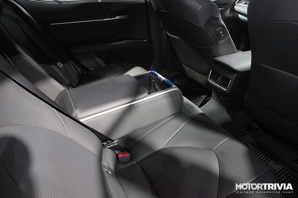 Toyota Camry 2022 trình làng, có thể về Việt Nam trong năm nay - 14 Toyota Camry 2022 trình làng, có thể về Việt Nam trong năm nay - 14