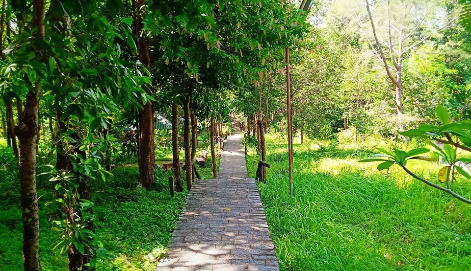 Đến “xứ tiên”… ghé thăm lăng Mạc Cửu - 7 Đến “xứ tiên”… ghé thăm lăng Mạc Cửu - 7