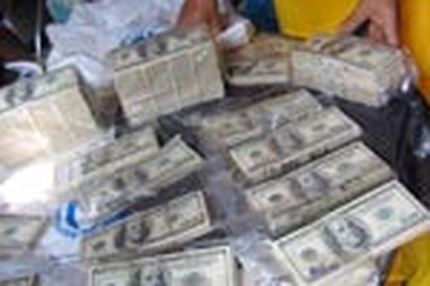 “Thầy” Hồ và những chiêu chữa bệnh quái dị