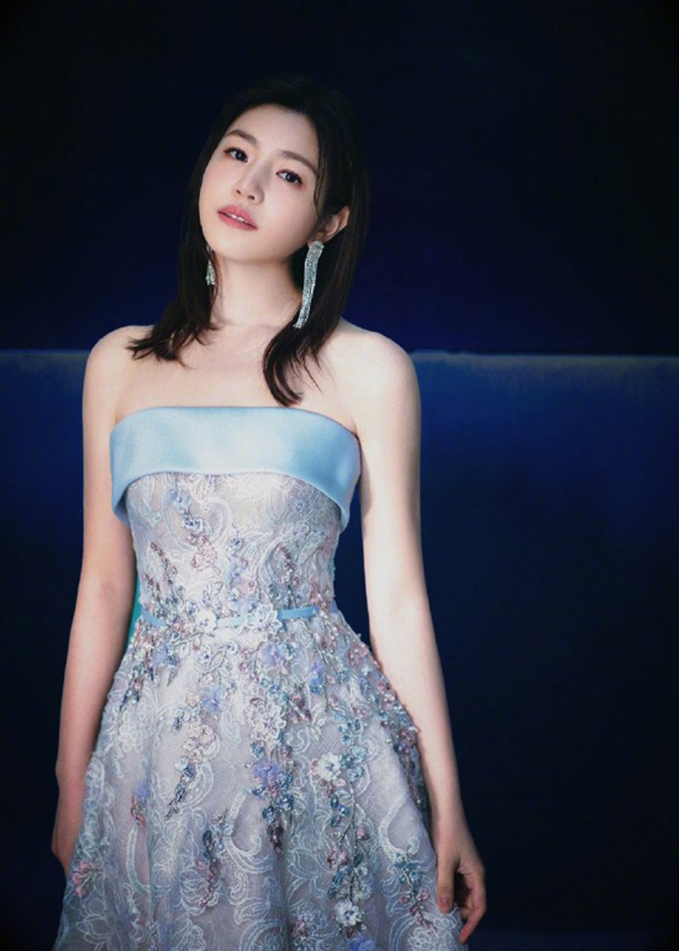 Ba chị đẹp U40 gây xôn xao cộng đồng mạng vì nhan sắc không tuổi - 7 Ba chị đẹp U40 gây xôn xao cộng đồng mạng vì nhan sắc không tuổi - 7