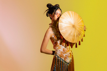 Top 5 Miss World Việt Nam Thu Phương ấn tượng với áo dài từ mây tre đan