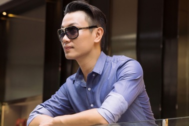 Thí sinh Thần  tượng Bolero dầm mưa hai tiếng để quay MV