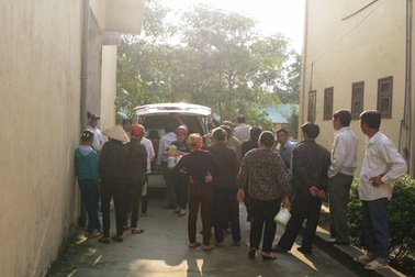 Tử vong sau một ngày truyền dịch, người nhà vây bệnh viện