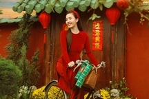 Hoa khôi sinh viên Cần Thơ: Muốn mang bình an về cho mẹ!