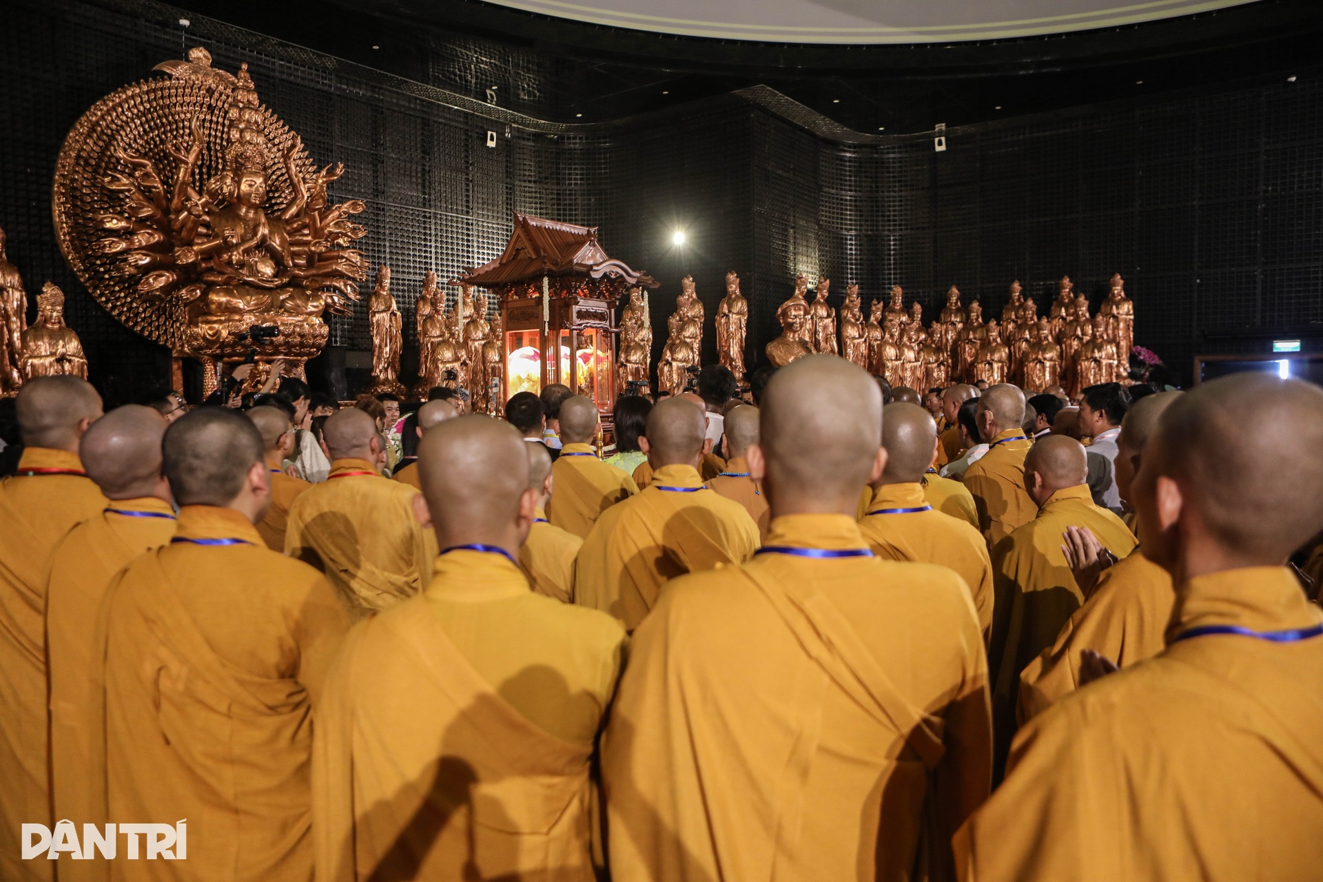 Xá lợi Đức Phật được cung thỉnh về ngọn núi cao nhất Nam bộ - 6