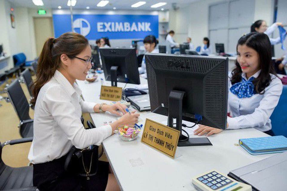 Từ top đầu các ngân hàng lớn, Eximbank đã “tụt dốc” không phanh ra sao? - 3 Từ top đầu các ngân hàng lớn, Eximbank đã “tụt dốc” không phanh ra sao? - 3