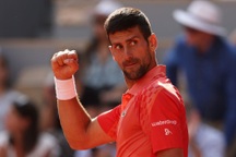 Đánh bại Alcaraz, Djokovic vào chung kết Roland Garros