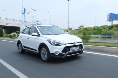 Hyundai i20 Active - Hoàn hảo cho gia đình trẻ