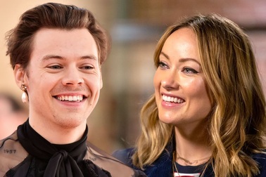 Harry Styles hò hẹn với Olivia Wilde