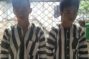 Hỗn chiến giữa nhân viên 2 quán karaoke, một người bị đâm chết