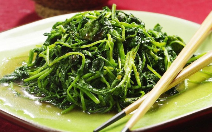Thứ rau thơm ngon, siêu bổ máu vào mùa đông này là lời cảnh báo mọi người cần hết sức lưu ý khi ăn - Ảnh 6. Thứ rau thơm ngon, siêu bổ máu vào mùa đông này là lời cảnh báo mọi người cần hết sức lưu ý khi ăn - Ảnh 6.
