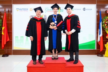 Trang bị tác phong làm việc quốc tế với chương trình cử nhân Đại học CY Cergy Paris